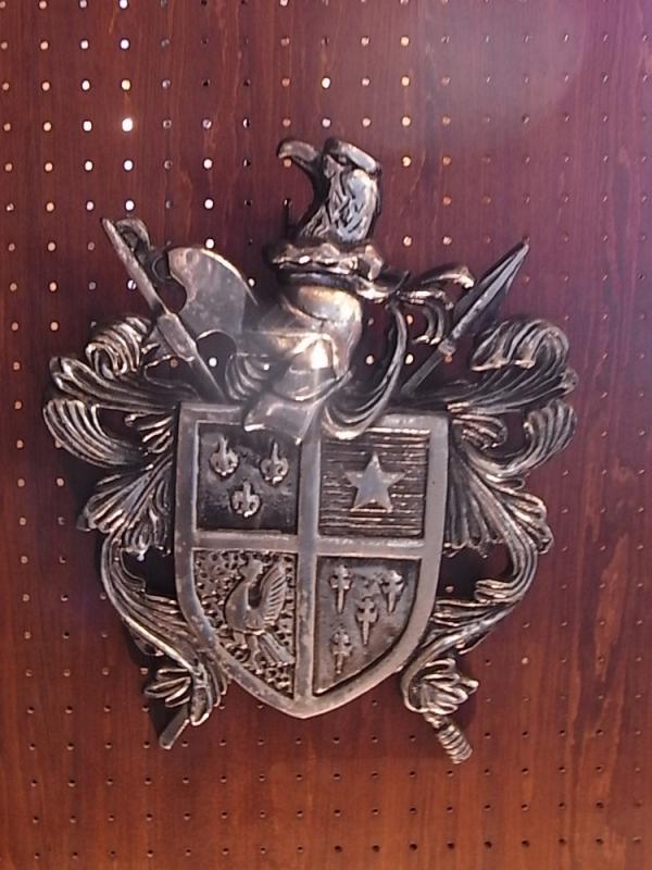 silver knight emblem wall  ornament