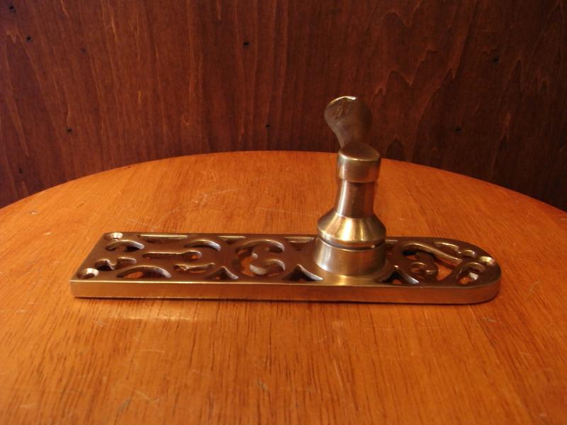 イタリア製アンティークレバーハンドル　真鍮ドア取っ手　家具パーツ ハードウエア　LCM 6195（2）