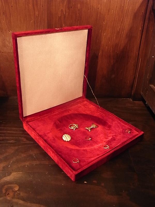 イタリア製赤ベルベット宝石箱、アンティークジュエリーケース、宝石ディスプレイ、宝石ケース　BCM 0251（2）