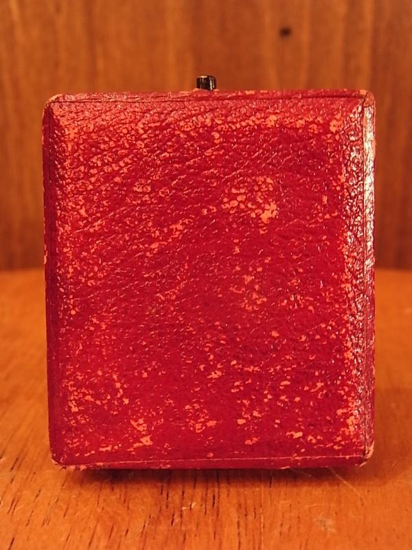 イギリス製赤色ジュエリーホルダー、レッドベルベットジュエリーケース、ベッチン宝石ディスプレイ　LCM 6449（4）