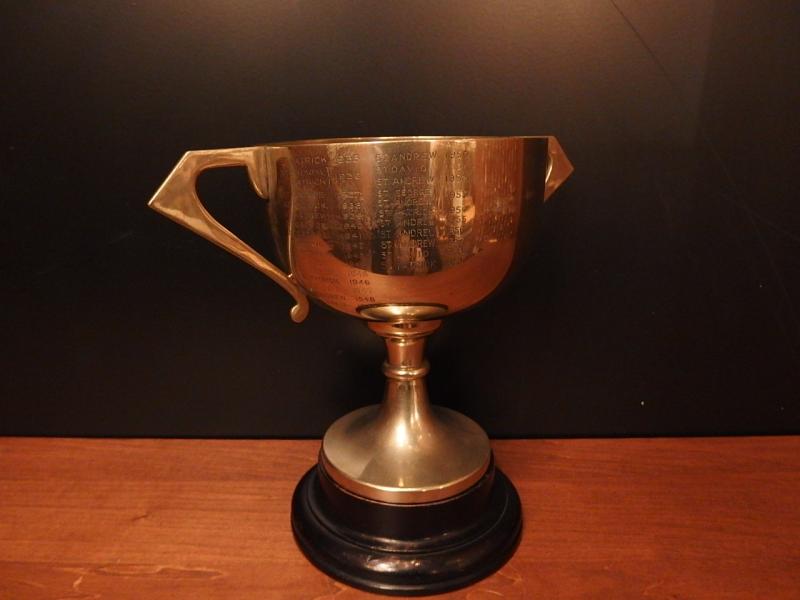 真鍮製トロフィー ビンテージシルバートロフィー　アンティーク優勝カップ　優勝杯　LCM 6549（4）
