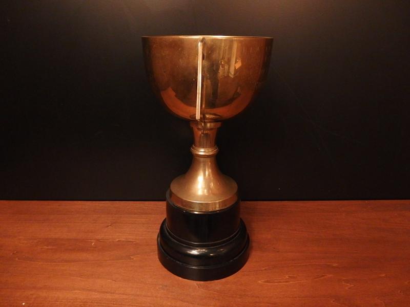 真鍮製トロフィー ビンテージシルバートロフィー　アンティーク優勝カップ　優勝杯　LCM 6550（4）