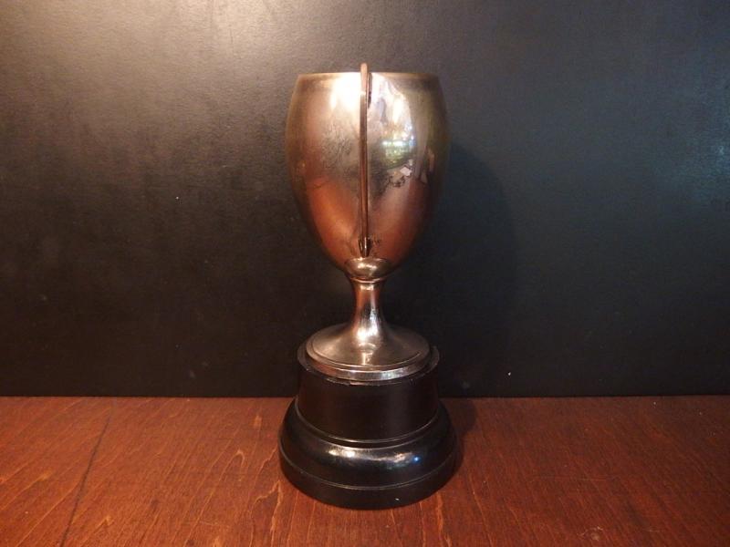 真鍮製トロフィー ビンテージシルバートロフィー　アンティーク優勝カップ　優勝杯　LCM 6512（2）