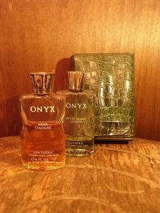 LENTHERIC / ONYX perfume bottle 2P & case