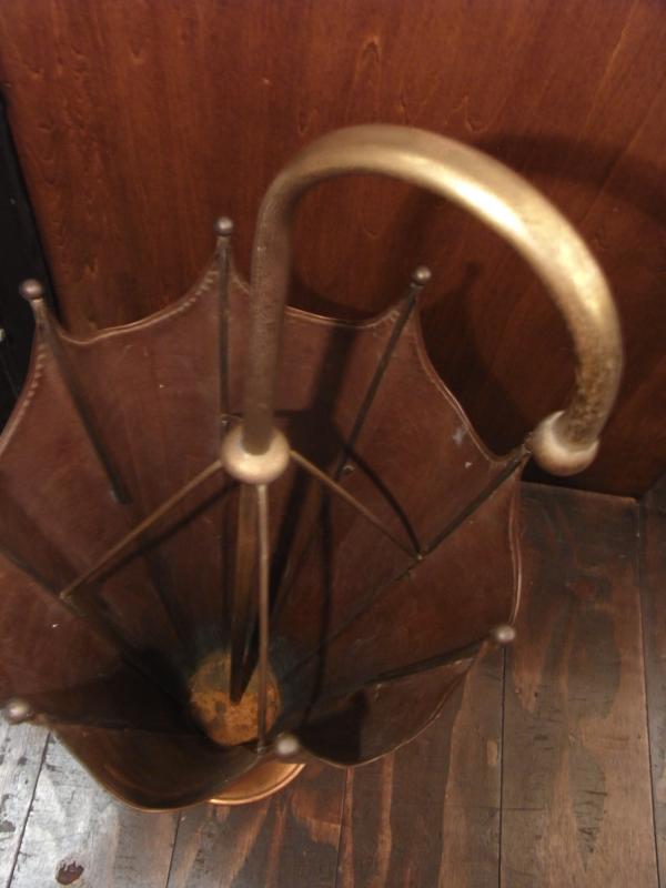 イタリア製傘型銅製傘立て、アンブレラスタンド、店舗用什器、玄関装飾小物　LCM 6744（4）