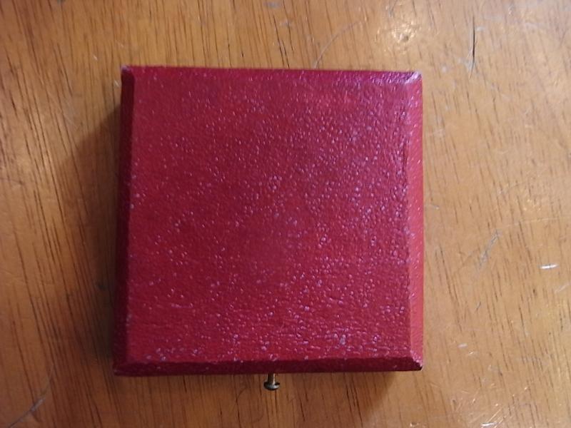 フランス製赤いジュエリーケース、レッド宝石ホルダー、赤系アクセサリーディスプレイ、かわいい小物ケース、アンティーク宝石ケース　LCM 6944（3）