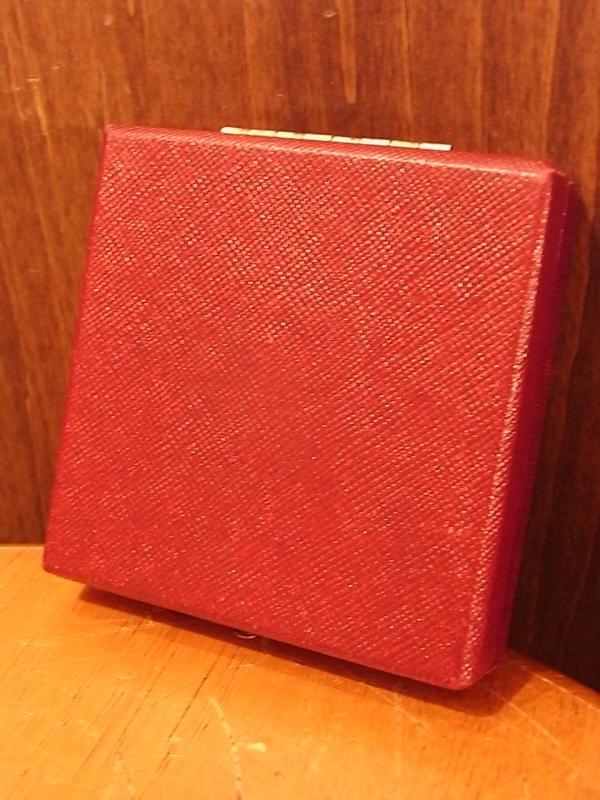 フランス製赤いジュエリーケース、宝石ケース、レッド宝石箱、ジュエリーディスプレイ、かわいいジュエリーケース　LCM 6970（7）