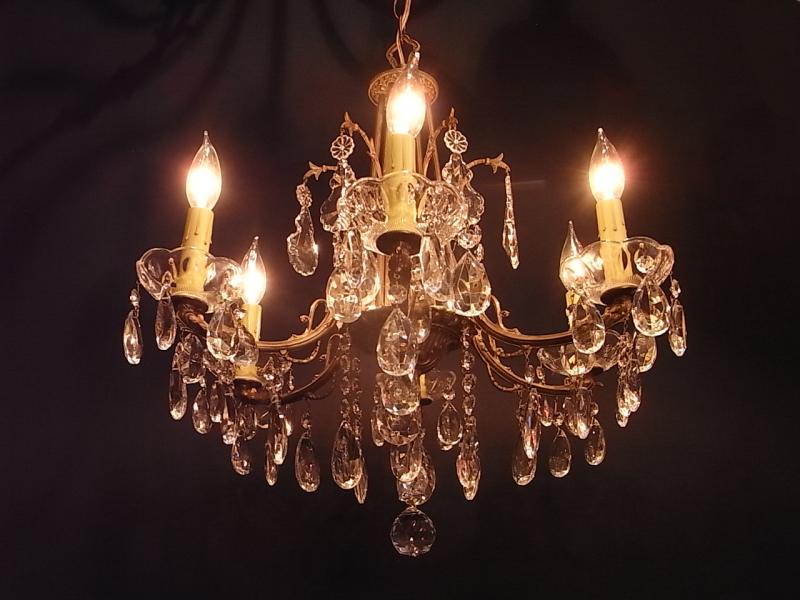 スペイン製真鍮シャンデリア（クリスタルガラスビーズシャンデリア）インテリア照明、リビング照明　LCH 1192（2）