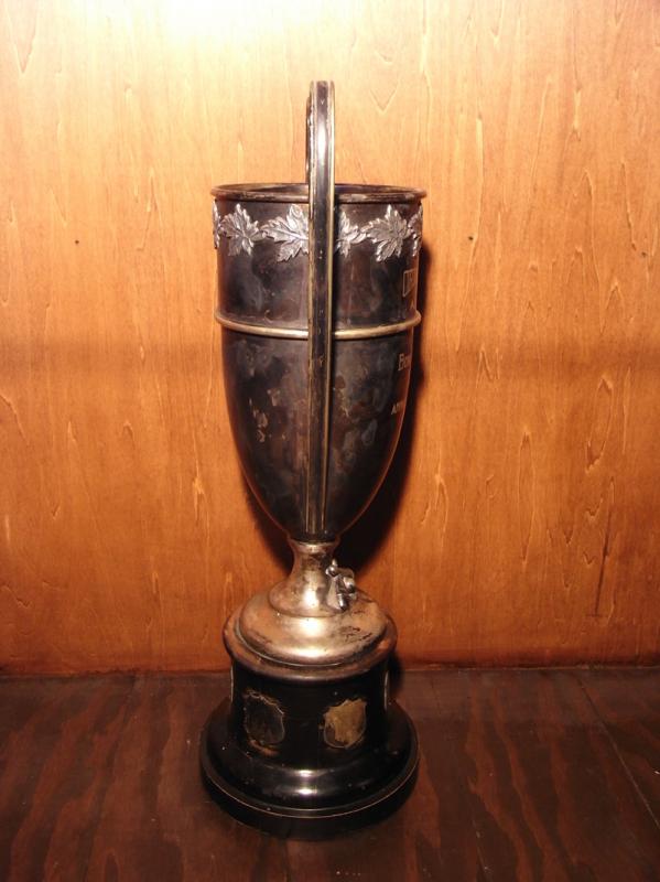 インテリア・ディスプレイ雑貨　トロフィー　LCM 5606　trophy（2）