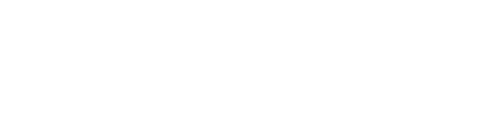 真っ暗な空には月の光。街角を照らす街灯。夜を暖かく、美しく、建物全体を宝石箱のように輝かせる明かり。１００年以上前の職人と対話するように、その時代を灯した明かりを今に蘇らせる。傷も、汚れも、職人の癖も、過去から現在未来へ。明かりを繋ぐ、アンティーク・ヴィンテージ照明・シャンデリアの専門店です。