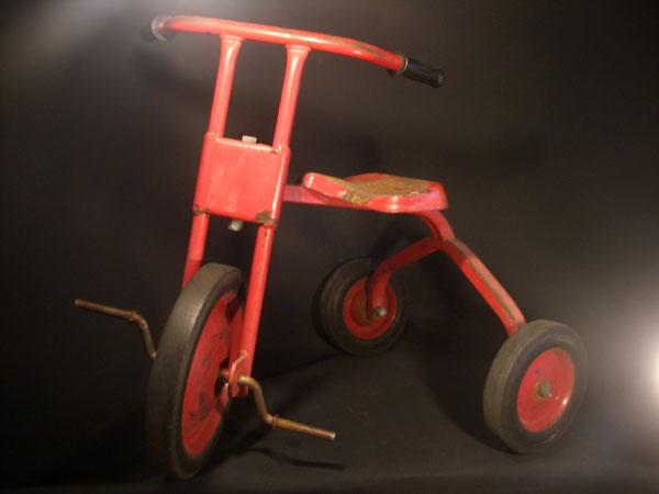 display red tricycle