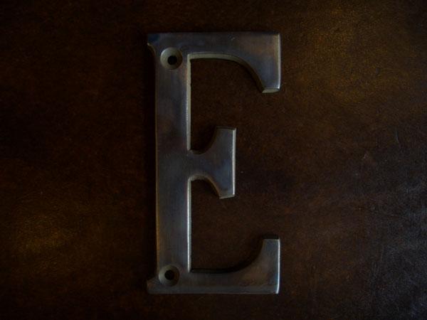 切り文字　真鍮　古色　アルファベット　LFP 0206（1）