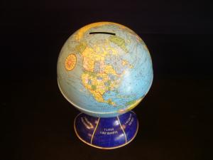 globe savings box（貯金箱）