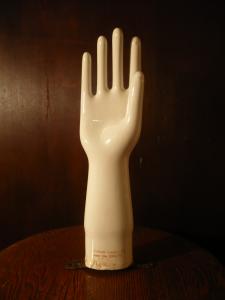 display white hand 