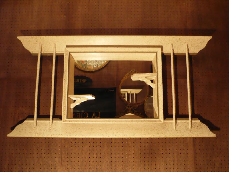 白飾り棚、インテリア鏡、ウッド（木）アンティークミラー　LCK 0395（1）
