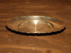 silver oval tray