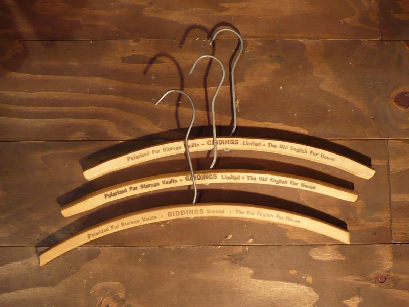 wood advertising hanger（残り1点！）
