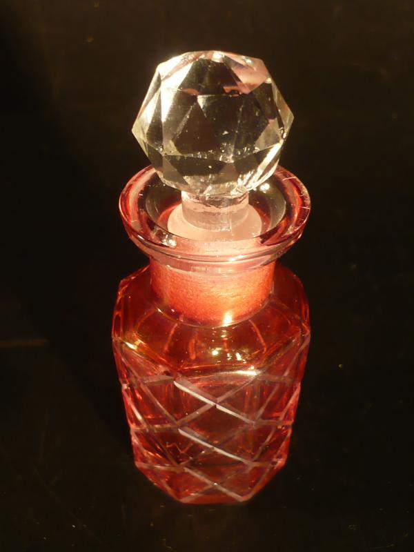 ボヘミアンピンクカットガラス香水ビン　LCM 3083（2）
