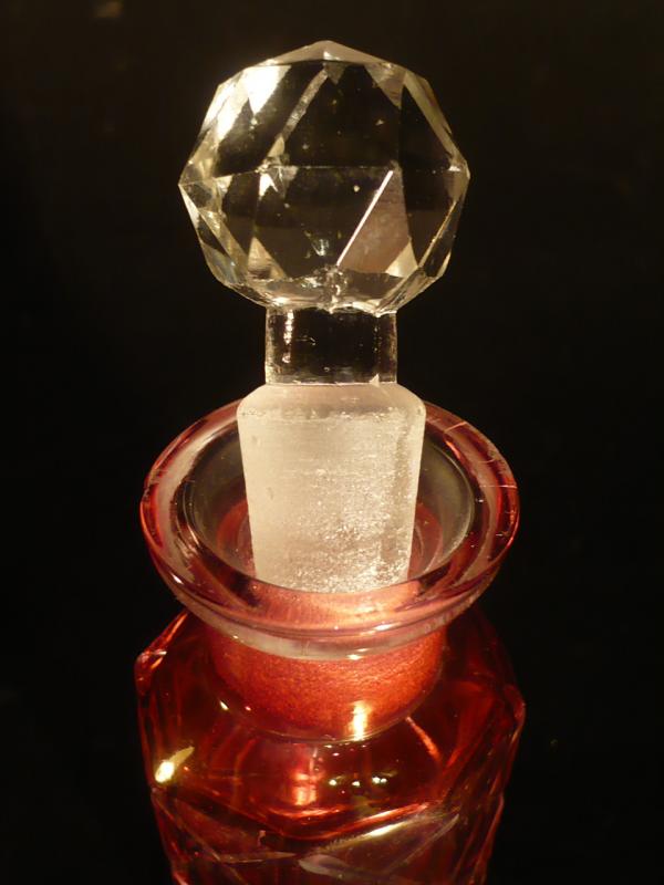 ボヘミアンピンクカットガラス香水ビン　LCM 3083（3）