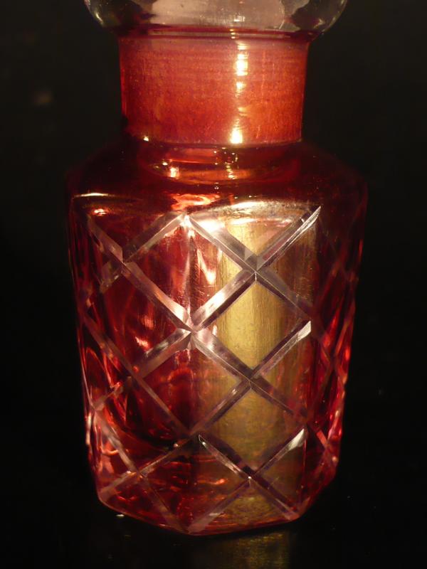 ボヘミアンピンクカットガラス香水ビン　LCM 3083（6）