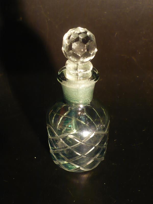 ボヘミアングリーンカットガラス香水ビン　LCM 3084（2）