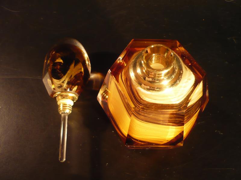 ボヘミアンクリスタルガラス香水ビン　LCM 3115（3）