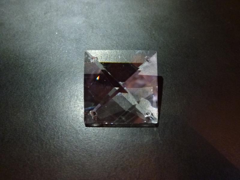 クリスタルパーツ　Asfour crystal　CRP A2024/28　Square Diamond（1）