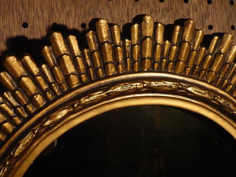 イタリア製木壁掛けミラー　サンバースト、円形インテリア鏡、ウッド（木）アンティークミラー　LCK 0404（3）