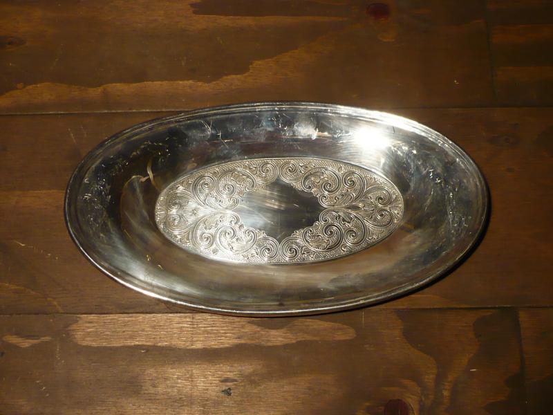 silver oval tray