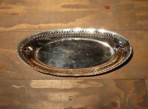 silver oval tray