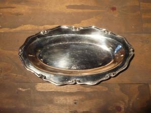 silver oval tray