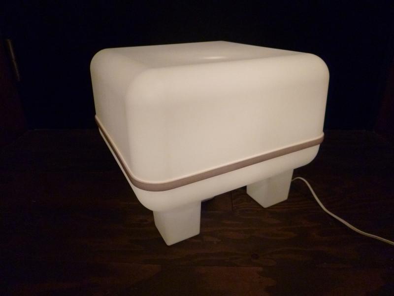 white cube