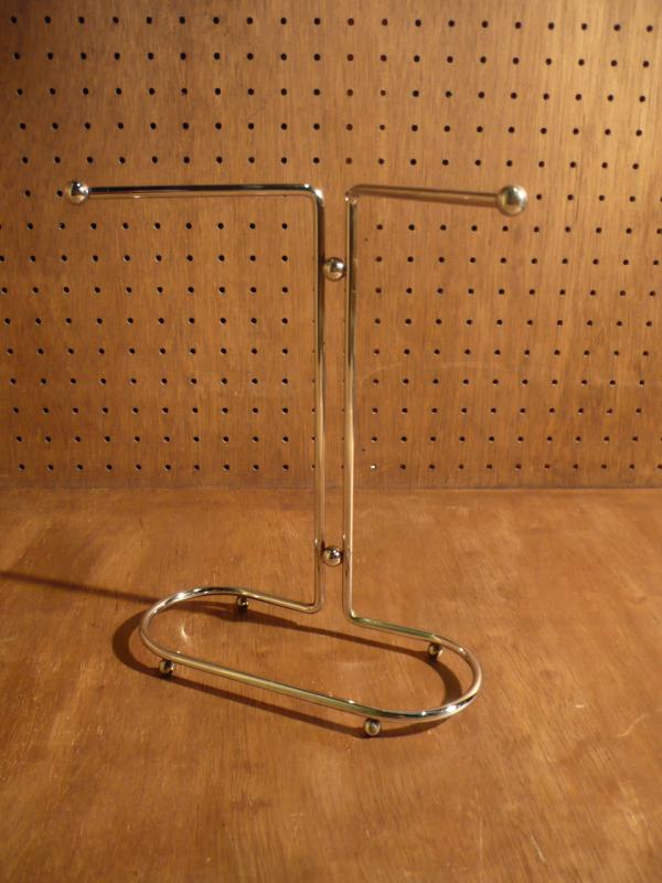 silver accessory display stand