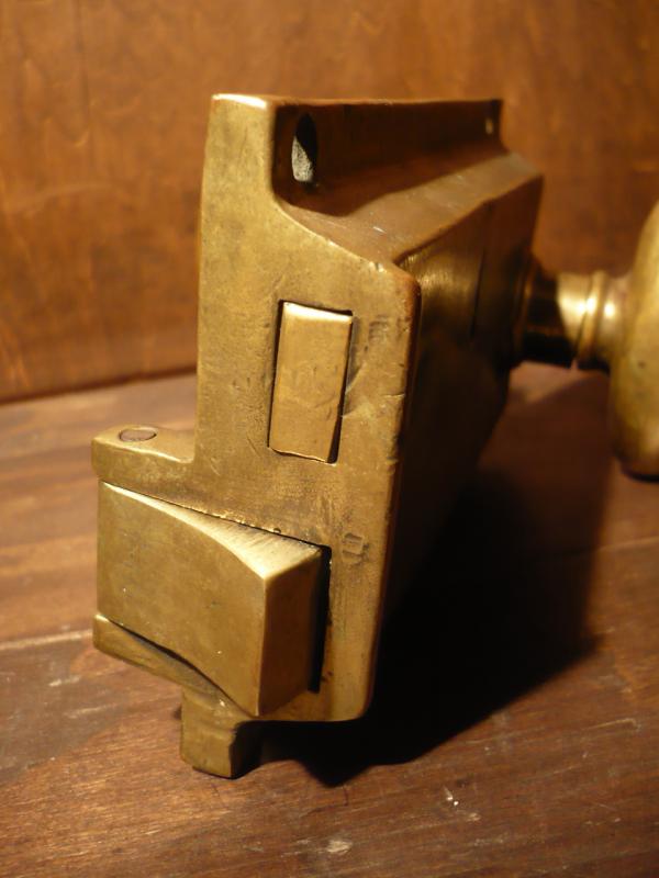 イギリス製アンティーク真鍮製ドアノブ　ドア取っ手　家具パーツ　LCM 3887（5）