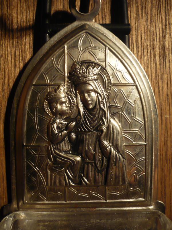 宗教用品、道具（イタリア製マリアイコン、聖母子聖水入れ、壁飾り）　LCJ 0473（2）