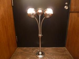 Chrome snake floor lamp 3灯