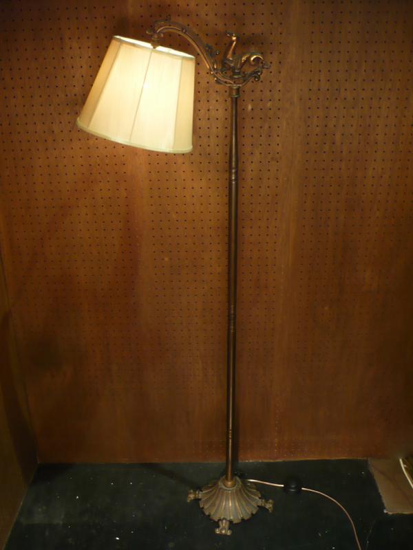 French horse bridge floor lamp 1灯