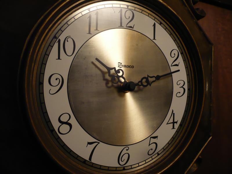 インテリア時計、レトロ壁掛時計　LCM 4375（2）