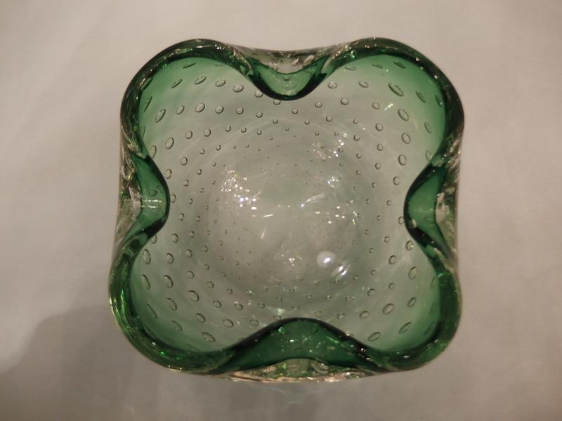 イタリアムラノガラスオブジェ　ヴィンテージアートガラス灰皿　気泡入り　クリアー×緑　USM 1338（4）