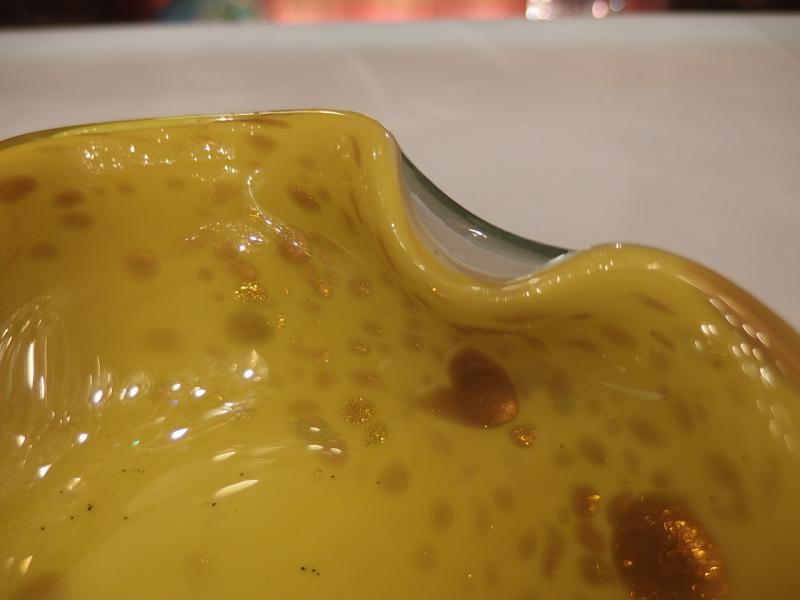 イタリアムラノガラスオブジェ　ヴィンテージアートガラス灰皿　白×黄色×金の気泡　USM 1346（6）