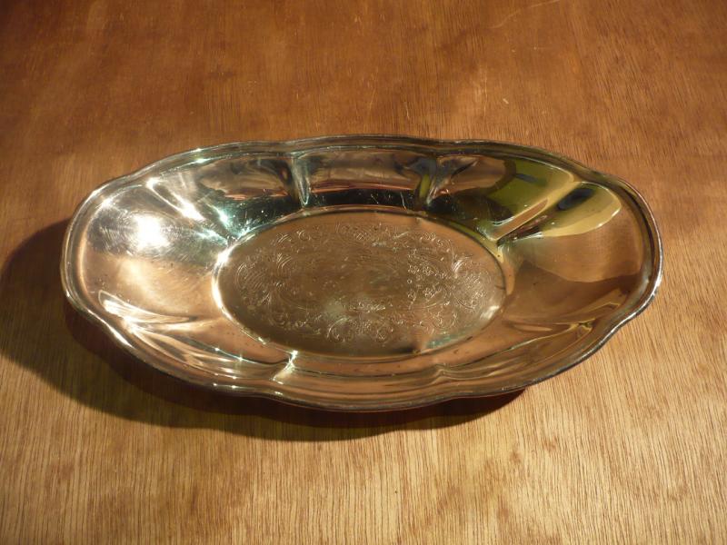 silver oval tray