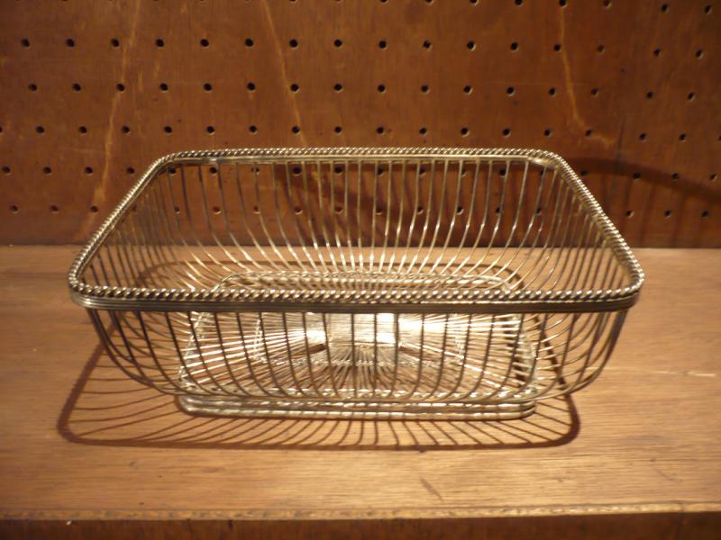 silver wire tray