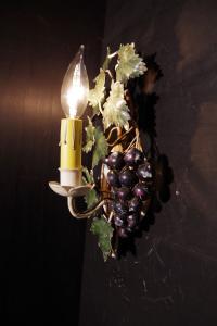 French grape wall bracket 1灯