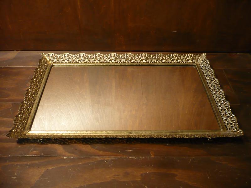 Italian display mirror tray