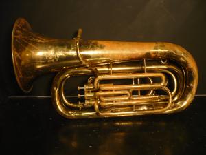 English brass display instrument