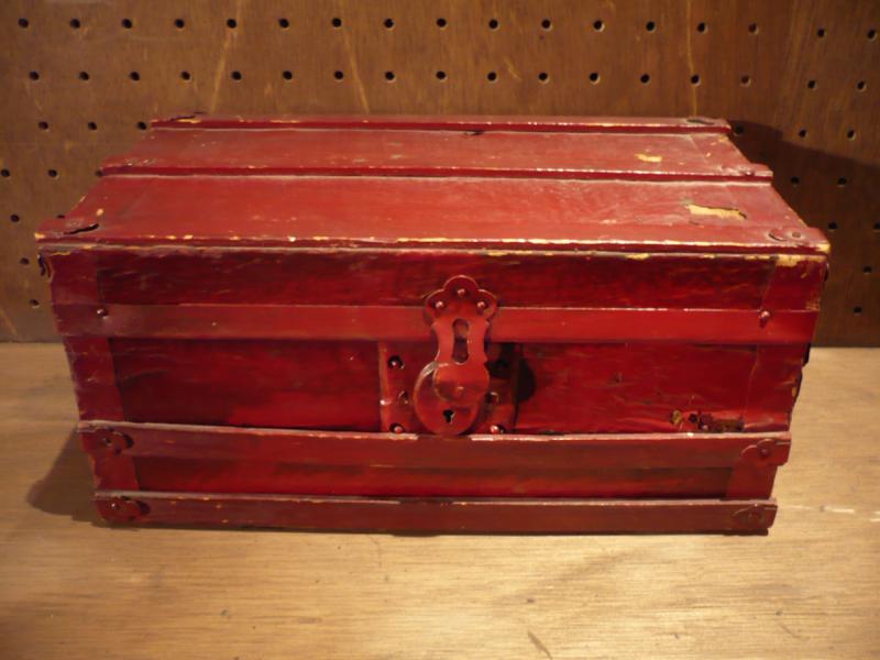 red wood display box