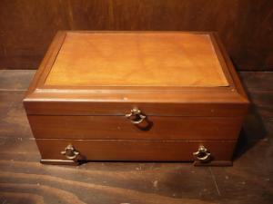 wood jewelry display box