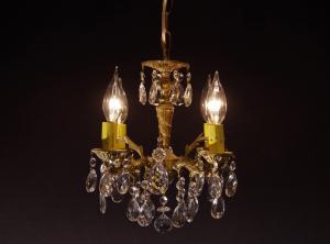Spanish brass chandelier 4灯（小さめ）