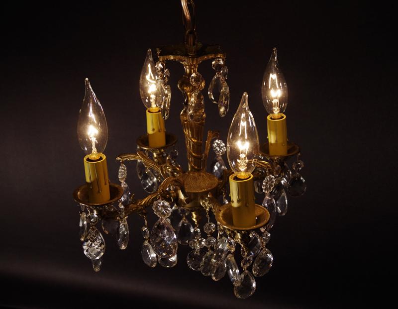 スペイン製真鍮シャンデリア（クリスタルガラスビーズシャンデリア）インテリア照明、リビング照明　LCH 0924（5）