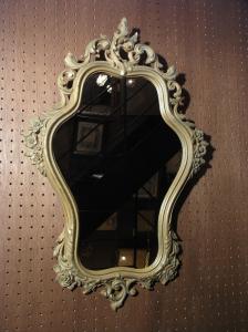 decorative wall mirror